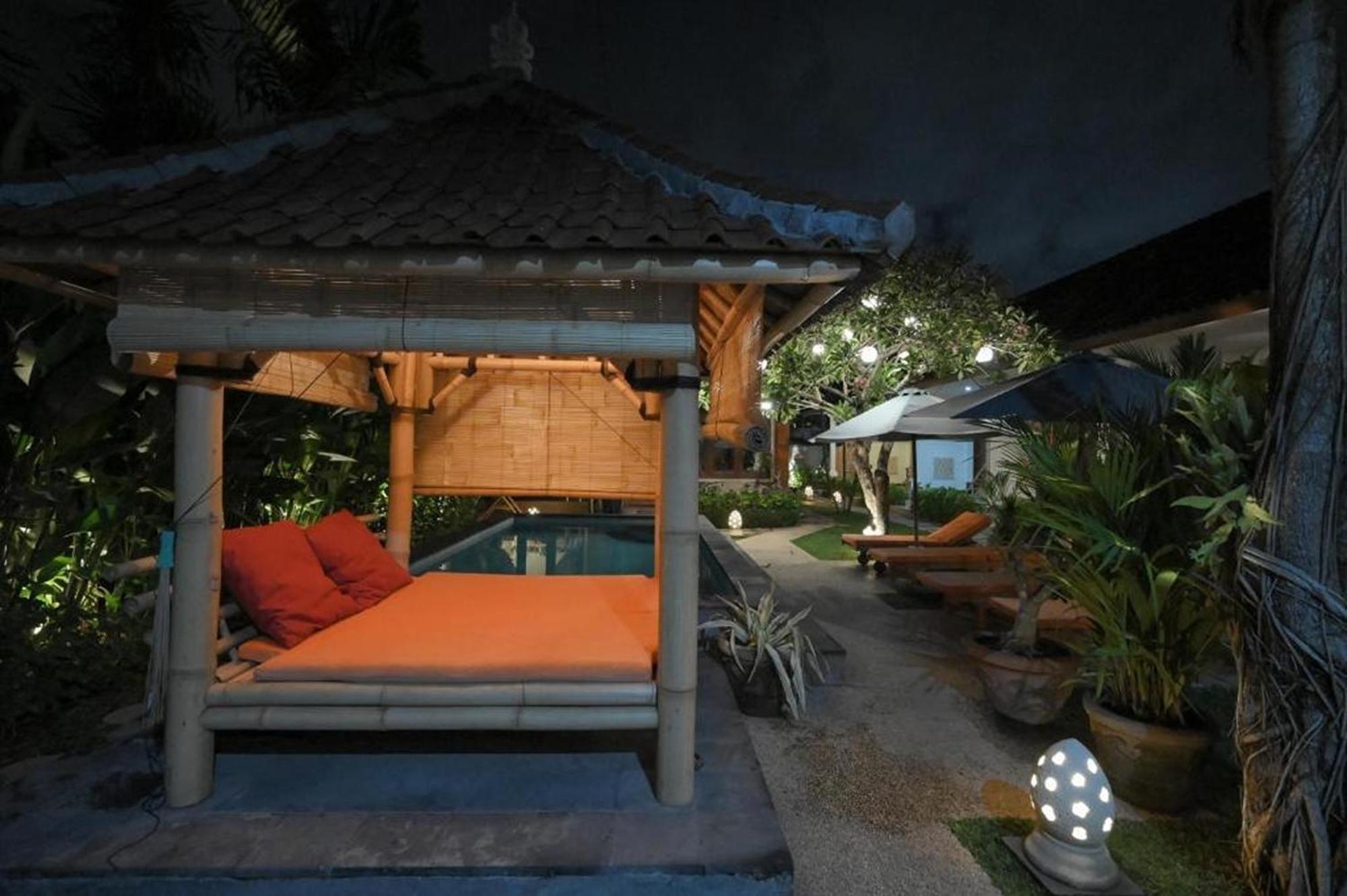 Tiga Naga Villa Denpasar  Exterior photo